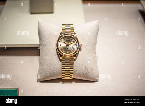 chrono time rolex geneva switzerland|Rolex store in Geneva Switzerland.